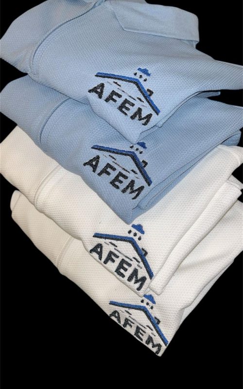 Polo professionnel brodé au logo d’entreprise – création Melys Design Guadeloupe